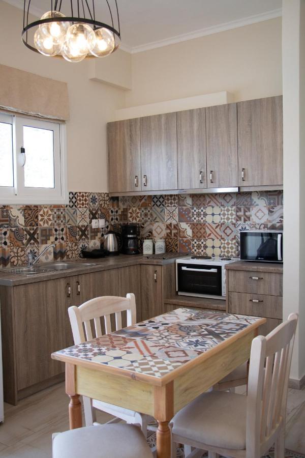 Helen Hotel Poros Town Bagian luar foto