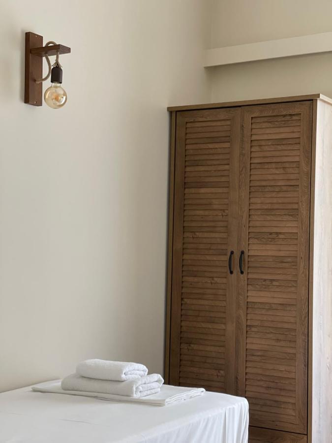 Helen Hotel Poros Town Bagian luar foto