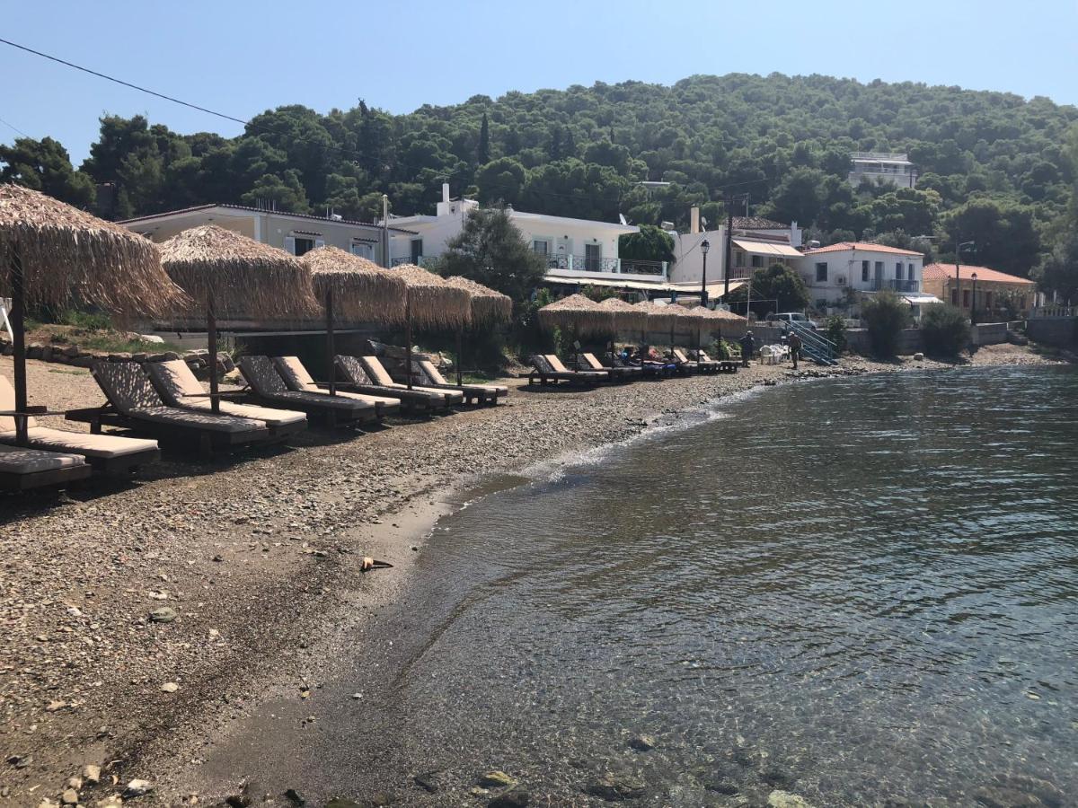 Helen Hotel Poros Town Bagian luar foto