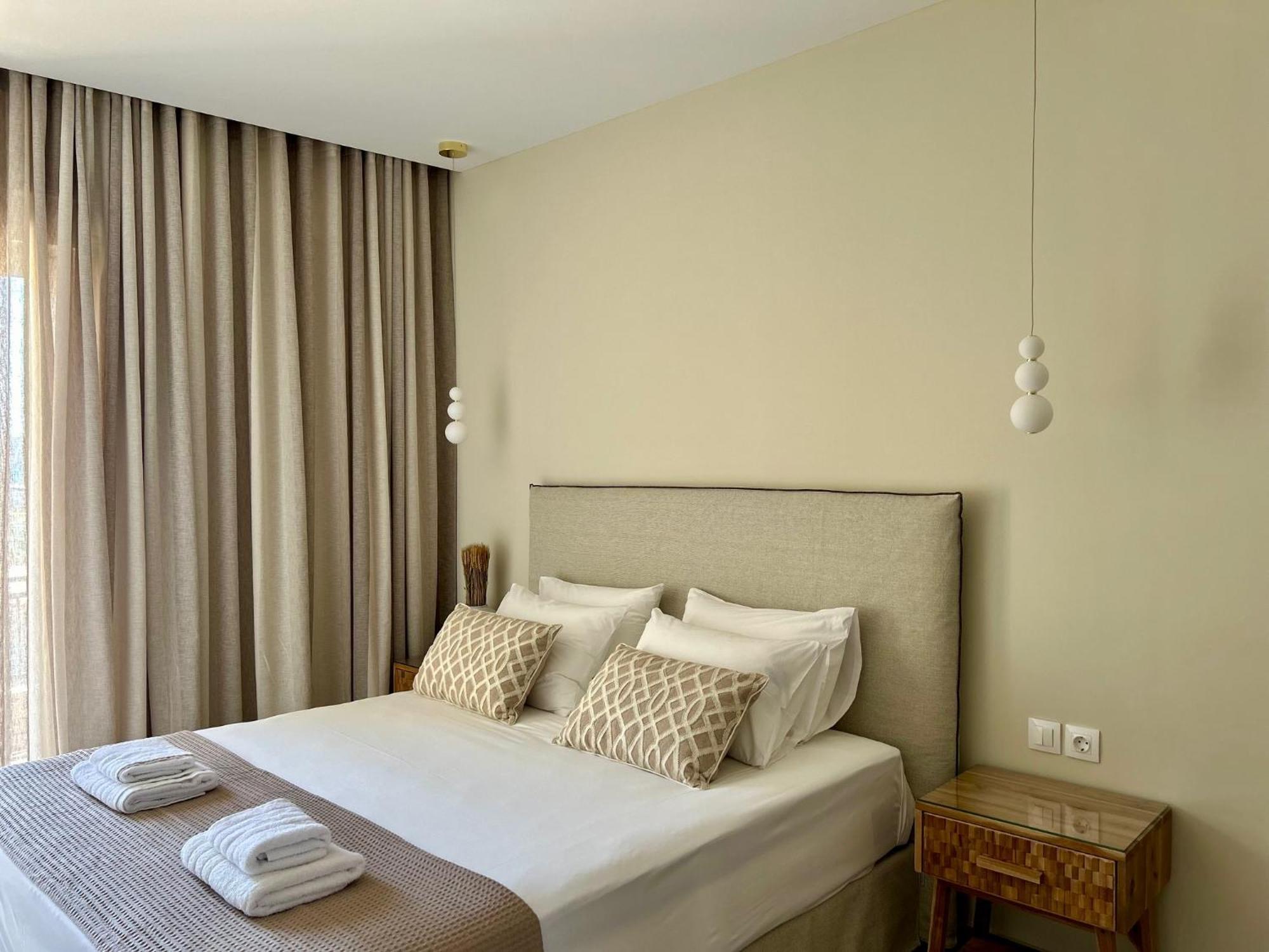 Helen Hotel Poros Town Bagian luar foto