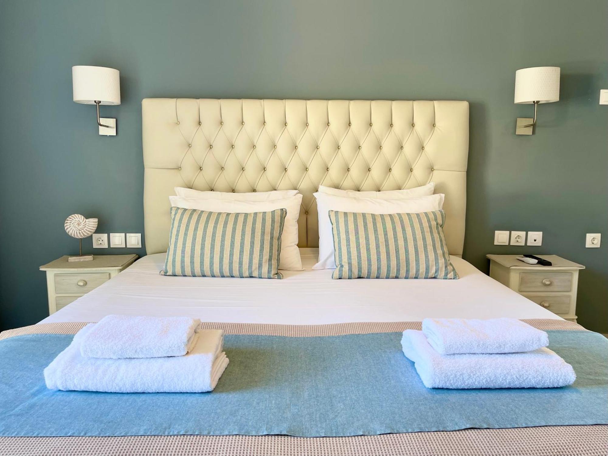 Helen Hotel Poros Town Bagian luar foto